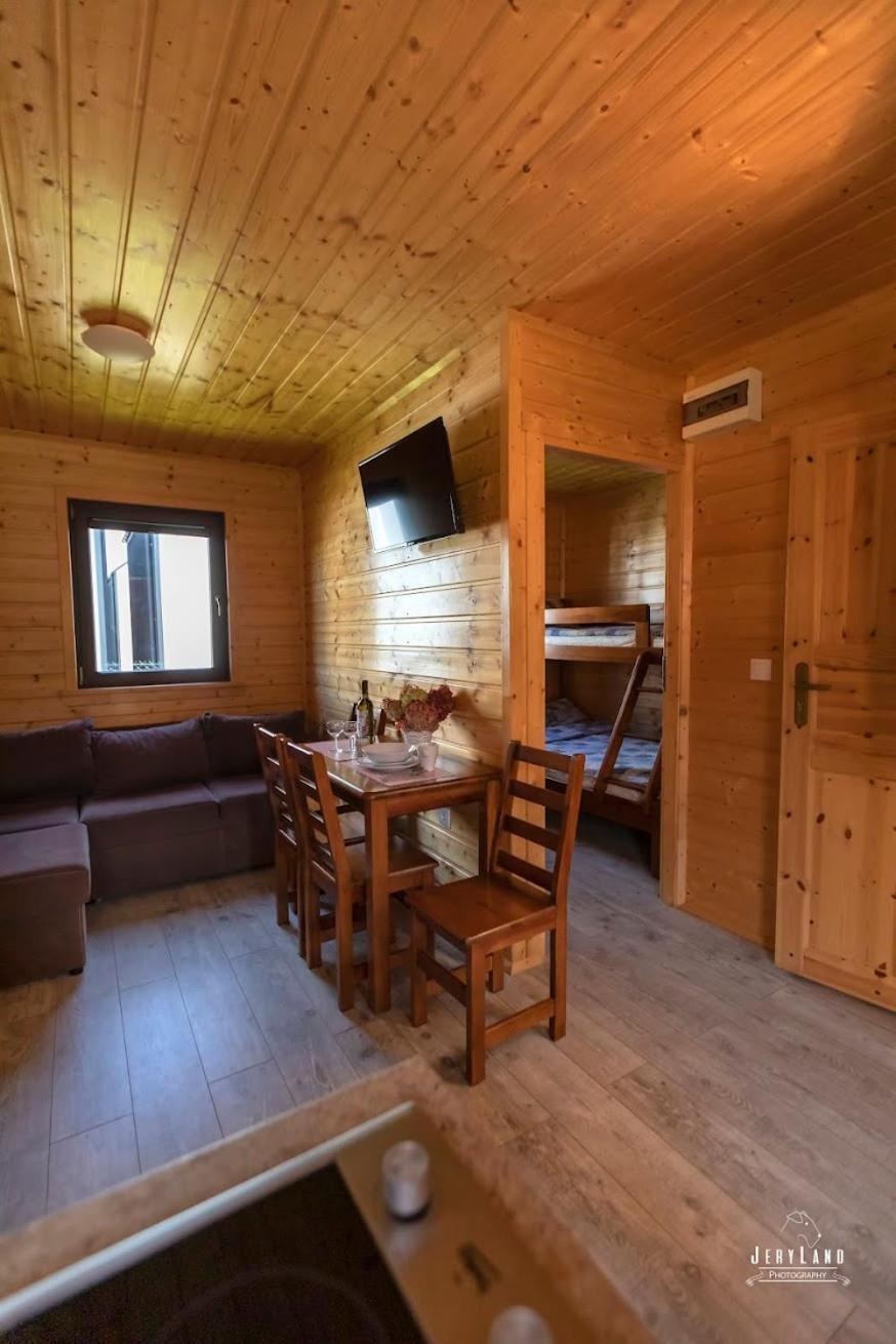 Vila Domki Rys Bobolin Exteriér fotografie